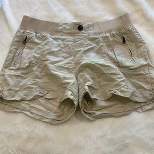 Logg shorts